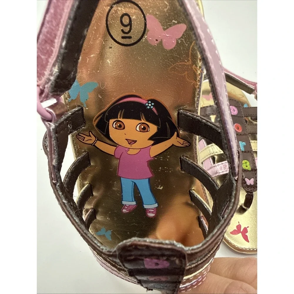 Dora The Explorer Kids Toddler Size 9 Gold Butterflies Strap Sandals